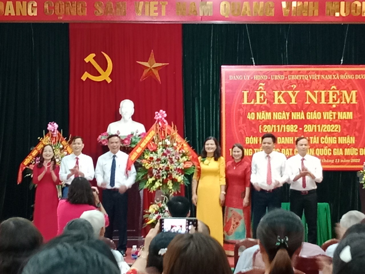 DẤU ẤN KỶ NIỆM NGÀY NHÀ GIÁO VIỆT NAM 20/11/2022
