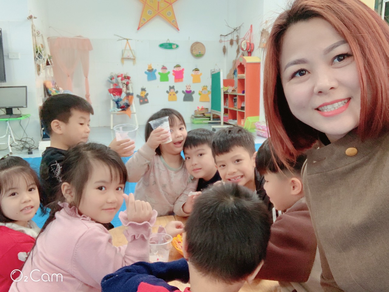 HOẠT ĐỘNG KHÁM PHÁ: LÀM SỮA CHUA HOA QUẢ LỚP A2